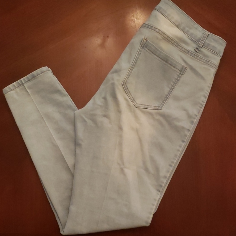 Forever 21 Plus Jeans